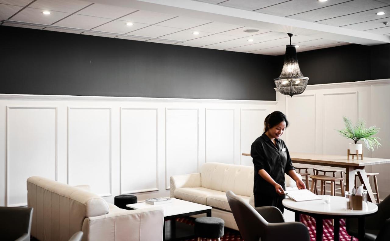 Hotel Armitage And Conference Centre Tauranga Buitenkant foto